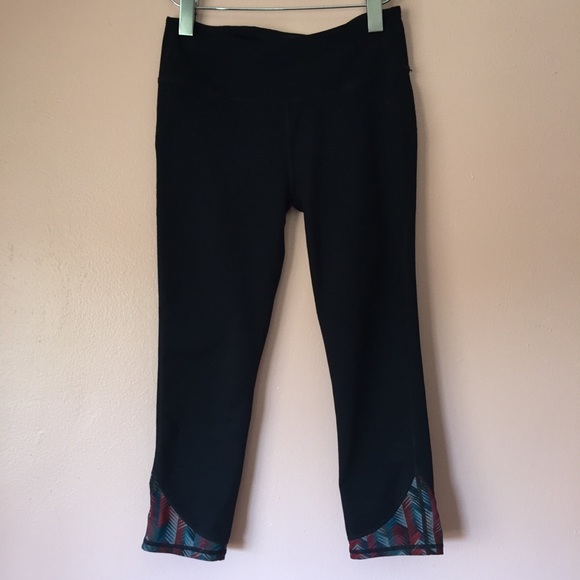 Fabletics Cropped Tribal Trim Leggings - Picture 2 of 4
